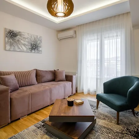 View 47 Apartment